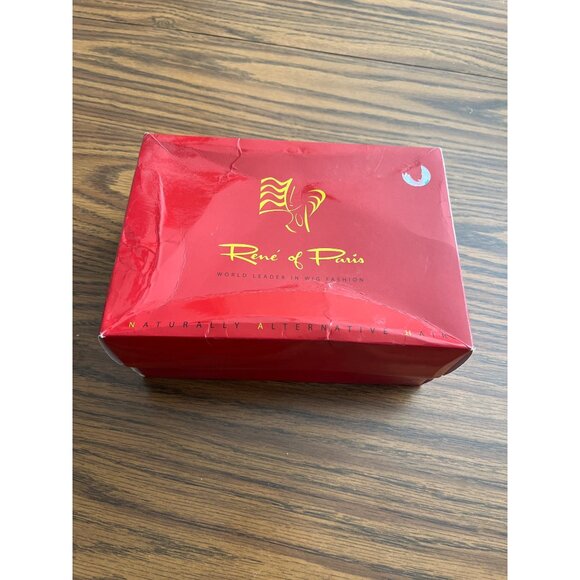 Rene of Paris model Joey 2325 Straw Swirl short wig - Picture 7 of 9